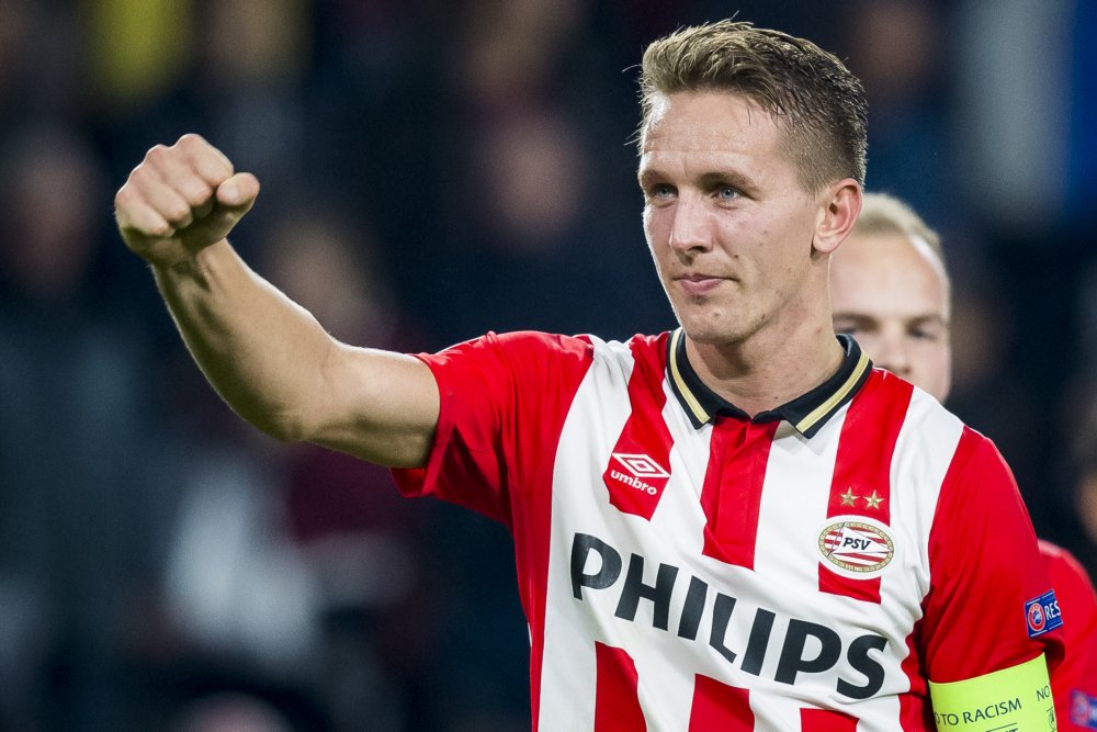Voetbalflitsen tweet media