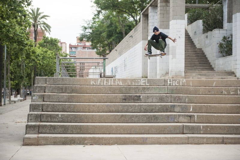 Watch <a href="/tjrogers_1/">Tj Rogers</a> full story #Smile on <a href="/RedBullTV/">RedBullTV</a> win.gs/1m8llGU