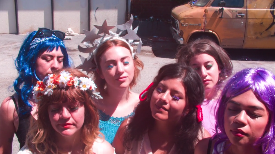 Video Premiere! "Sad" from POUTY, a new project by @googlethepartyy of <a href="/sluteverforever/">SLUTEVER</a>: cultistzine.com/2015/12/08/pre…