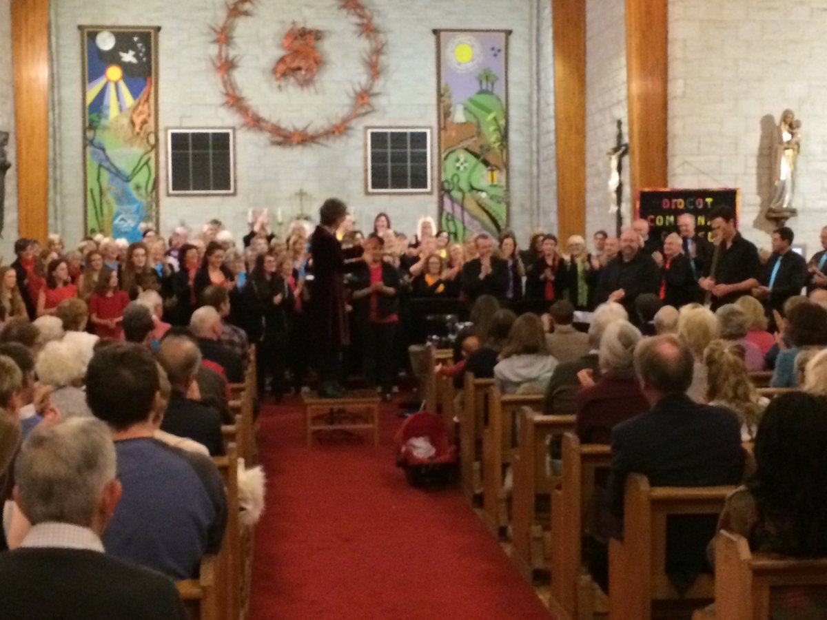gospeldidcot's tweet photo. Great news! Heard that we &amp; @didcotsings helped raise £650 for Didcot RC church's Sri Lankan Orphanage https://t.co/Ztd8nsinnI