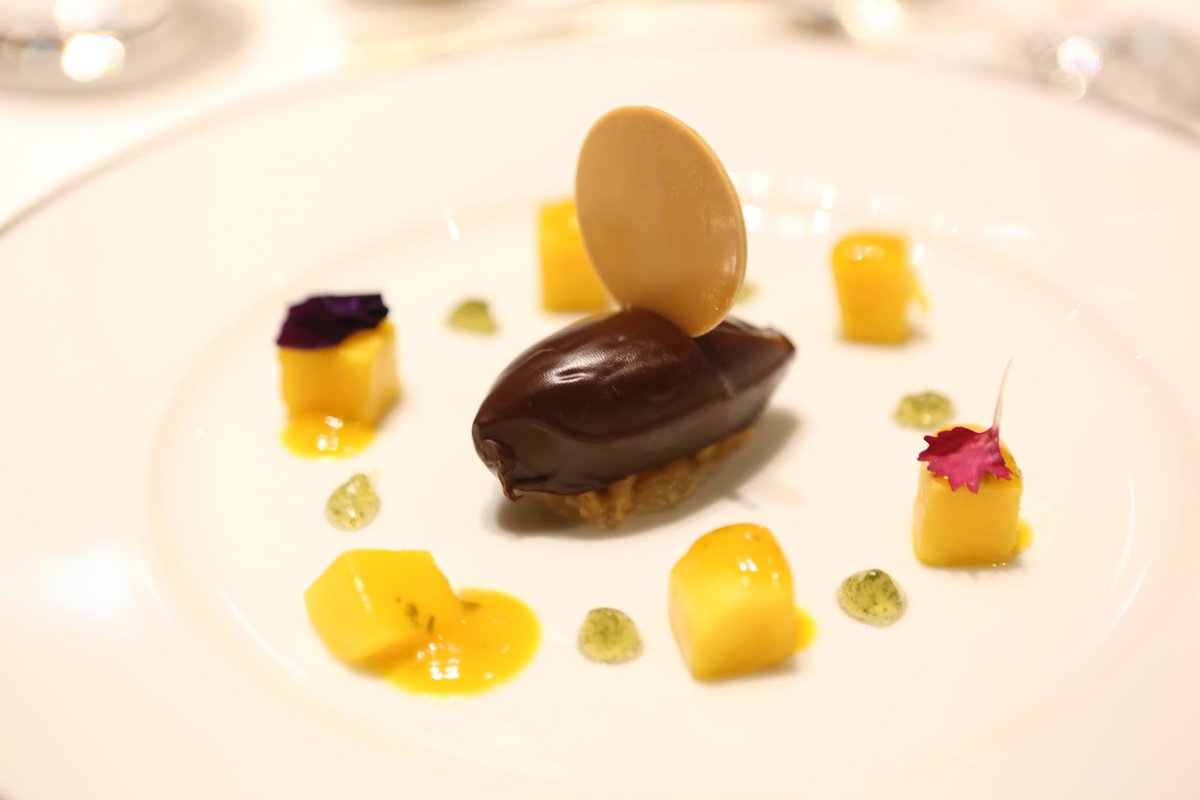 Réception de photos de Corée !#ChampagneFranckBonville #Avize #GrandCru #Korea #conference #CrystalWineGroup