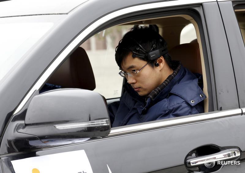 ReutersWorld's tweet photo. China unveils car which uses nothing but brain power to drive: https://t.co/OK3lBcT8WJ https://t.co/BlqcZzwz4y