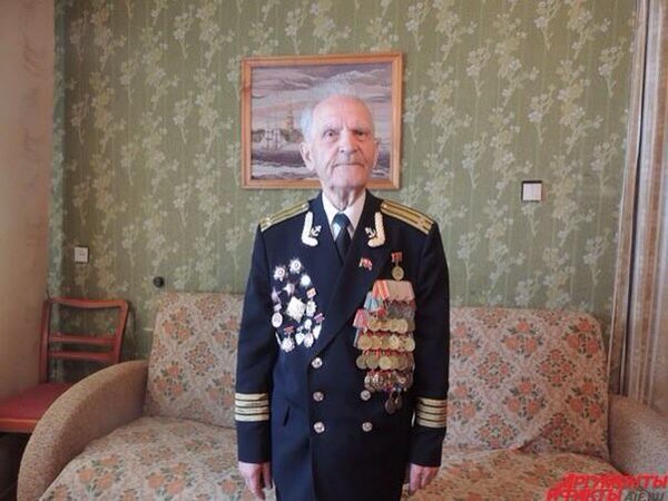 Сегодня в 6 часов утра умер последний Солдат, бравший Рейхстаг, Николай Михайлович Беляев. Вечная ему память.