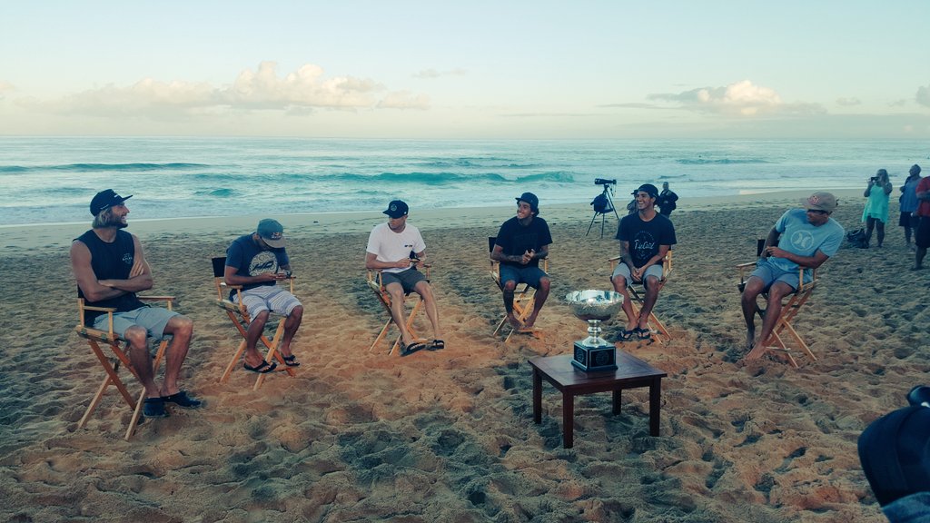 Six contenders. One World Title. Watch the round table LIVE at worldsurfleague.com #YouCantScriptThis