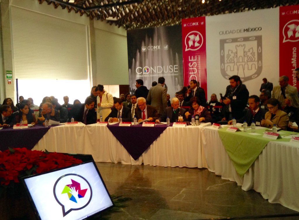 SeGobCDMX's tweet photo. Inicia la 2a Sesión Ordinaria de @ConduseCDMX con un mensaje de @patriciamercado. #LevantaLaMano #conduseCDMX https://t.co/7nJAl0KmfF