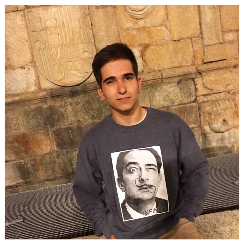 ¡Llegan las Navidades y @AlexTerrebars ya estrena su Dark Heather Sweatshirt &amp; #Dalí! #NFNT instagram.com/p/_Cf5IyEUME/