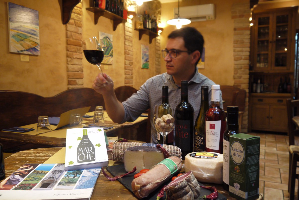 RossodiseraFood's tweet image. bit.ly/1NdG8PV  #rossodisera #interview thanks to @MLMagazineIT #london #marchefood #marche