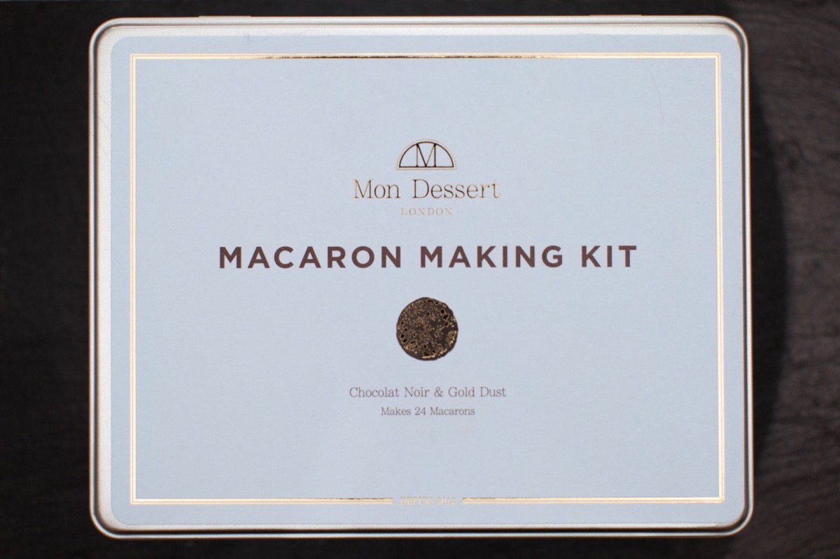 MonDessert's tweet photo. @tessa_stuart #macaronmaking @Fortnums #freesamples https://t.co/115G1cncEZ #christmasgifts #macarons exciting!!! https://t.co/f4eZQnd8T3