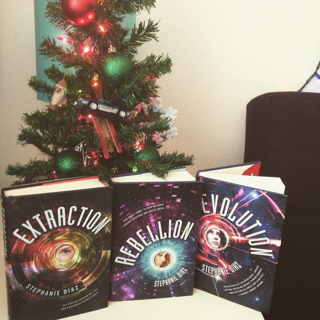 stephanieediaz's tweet photo. It's time for another #ExtractionSeries Holiday Flash Giveaway! RT + follow by 12/9 to win a signed book! US only https://t.co/gwtiINy0Bi