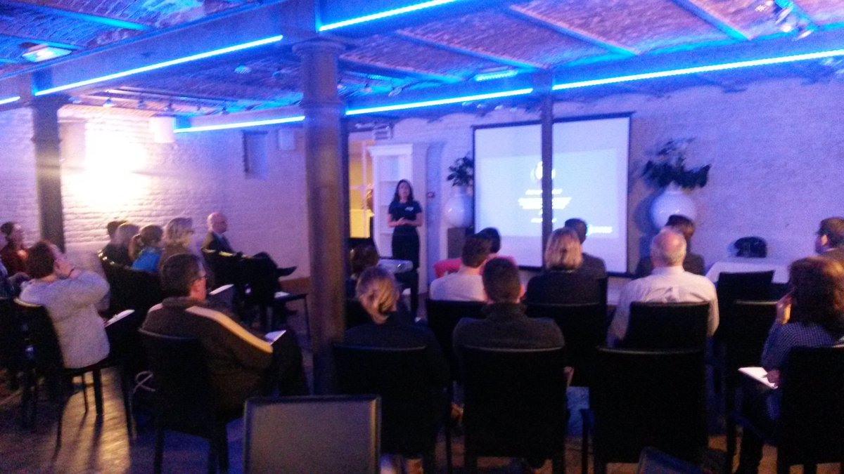 jarnokoopmans's tweet photo. Een volle zaal voor #INGMooreStephensEvent in Roosdaal https://t.co/uKsaHwOqRN