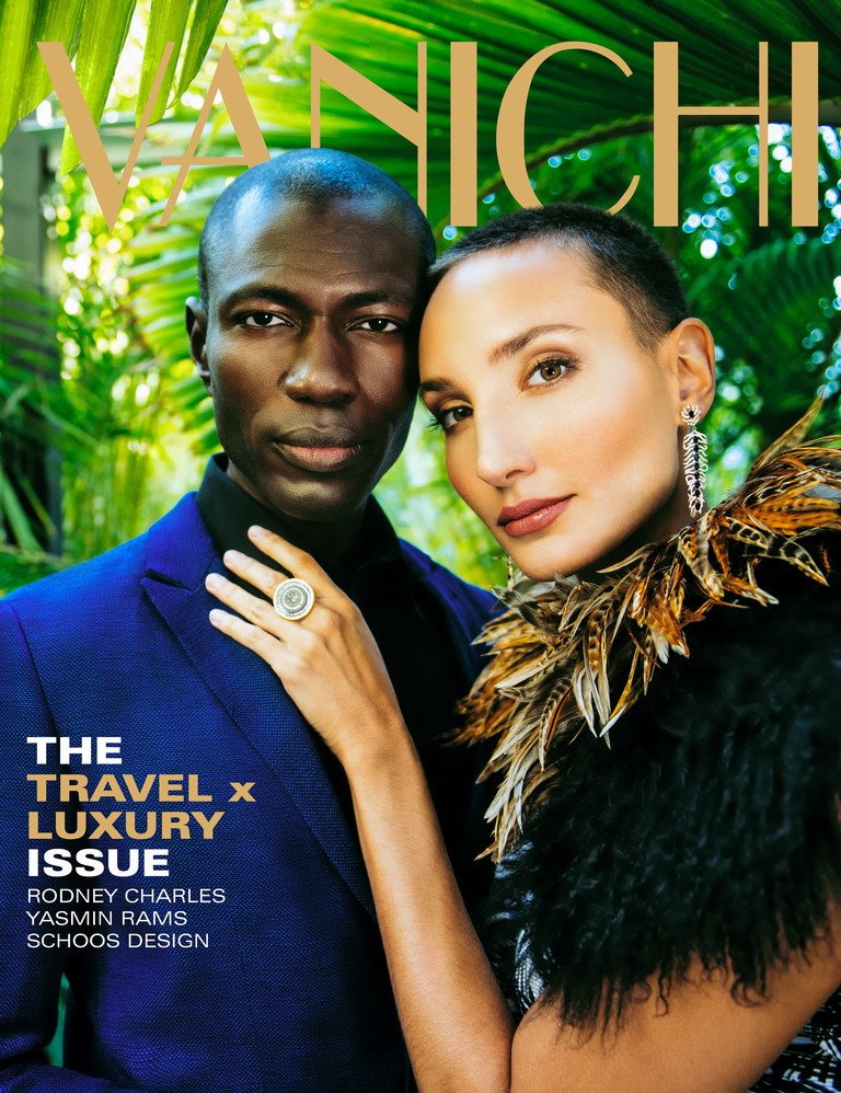 VanichiMagazine's tweet image. Vanichi presents The TRAVEL x LUXURY issue photographed by @sara_swaty vanichi.com/fashion-beauty…