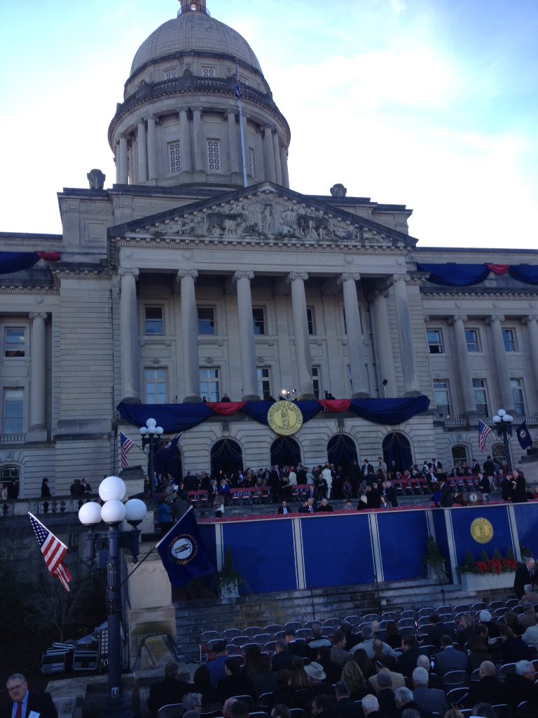 philtvnews's tweet image. It is cool in the shadow of the Ky capital but just about a perfect weather day for @GovBevin.