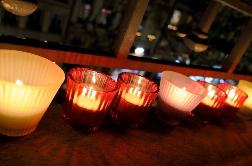 OnlyLyon's tweet photo. #8decembre solidaire : on compte sur vous pour déposer vos lumignons aux fenêtres et illuminer #Lyon ! https://t.co/3uYoZqYuCY