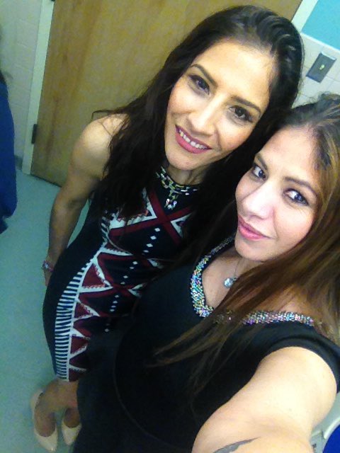 Ga1978Maria's tweet photo. Con mis hermana las amo🙎🙆🙋❤️ https://t.co/Bfm6oaItim