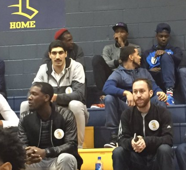 BleacherReport's tweet photo. Kevin Durant, Russell Westbrook, others went squad deep to Cam Payne’s HS jersey retirement https://t.co/rwtlyiqdF0 https://t.co/fZO87EhfgT