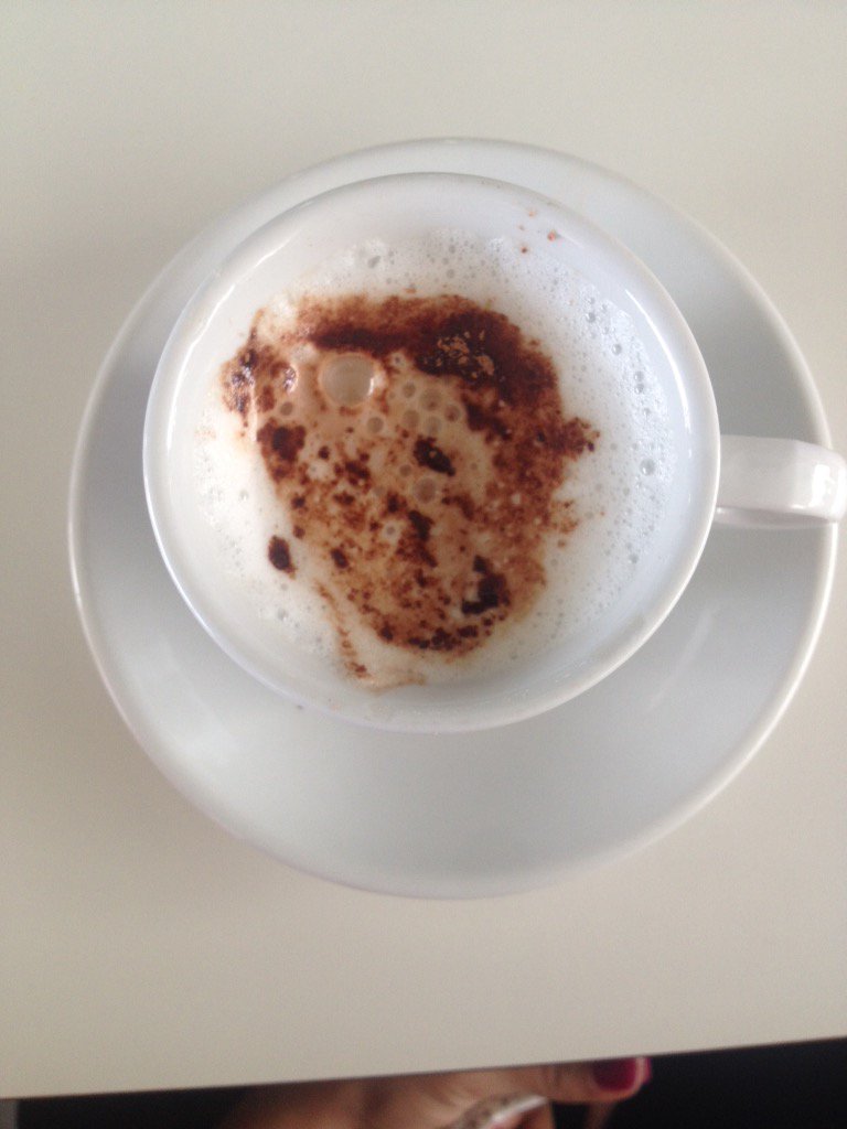 ZBenhlal's tweet photo. Coffé at the moorning more than perfect😊 https://t.co/QqD40NPrYP