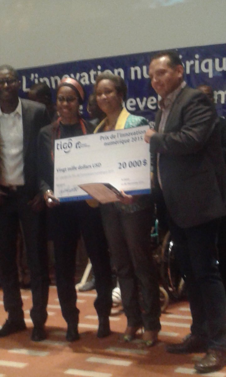 YasSenegal's tweet photo. Les projets Diamond et CyberCase remportent le concours #PrixdelInnovationNumerique de #R4Change et Tigo Sénégal https://t.co/EoB86s8gOr