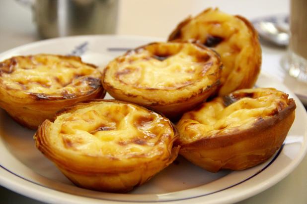 TheMAKTruck's tweet photo. Day dreamin' about these bad boys ever since we left -- Pastéis de Nata #lisbon #lisboa #pasteisdebelem #EEEEEats https://t.co/4G1qHgeUdA