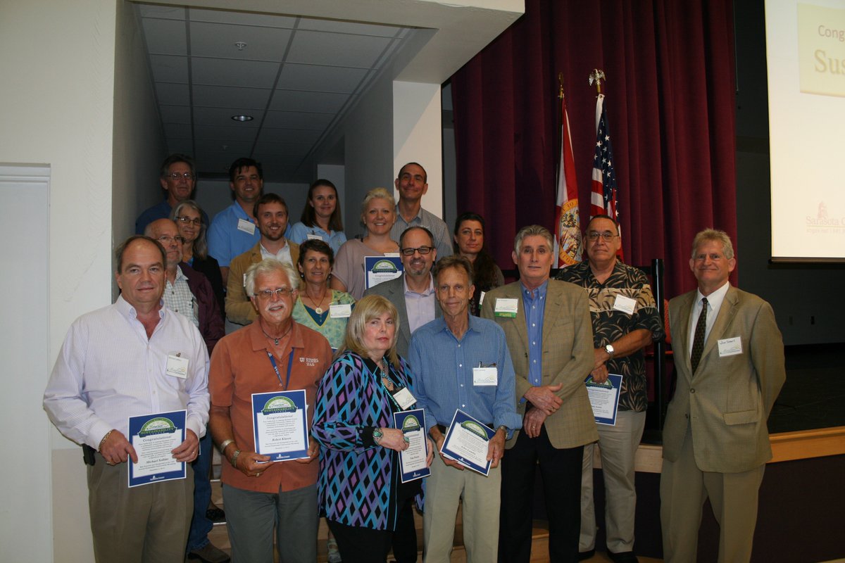 CommunitySRQ's tweet photo. Sustainability leaders honored at @SRQCountyGov's #SCW2015 event last Thursday. https://t.co/wCWUoLtOCw