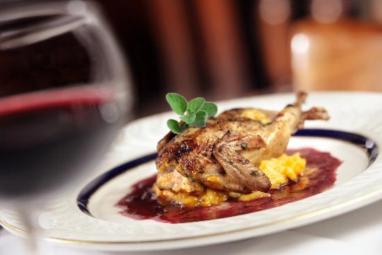 INTorchRelay's tweet photo. #Stop91 Eats: Carnegie's Restaurant in Greenfield has been a local favorite since 1999! #92counties https://t.co/OCzQeEl1VE