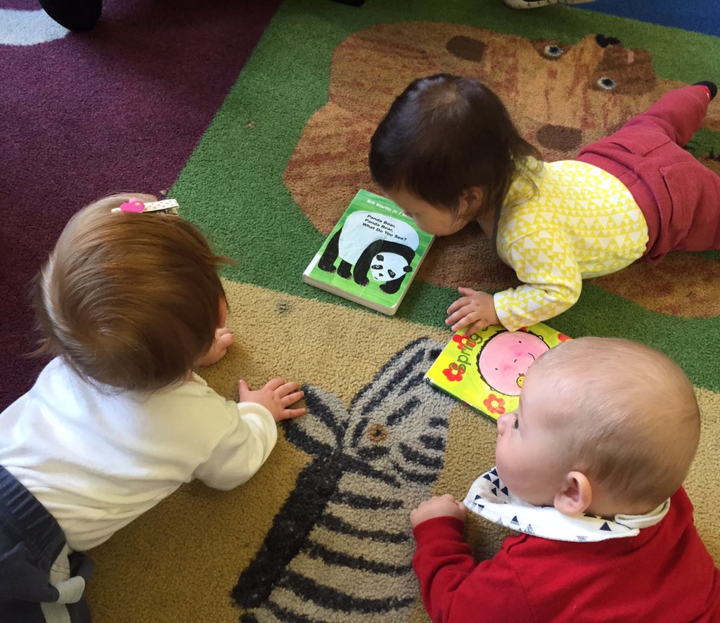 LatchmanReesha's tweet photo. Babies and books are the best combos #nannylife #nanny #brooklynnanny #nyc #lifeofananny https://t.co/6cA2GAvKQq