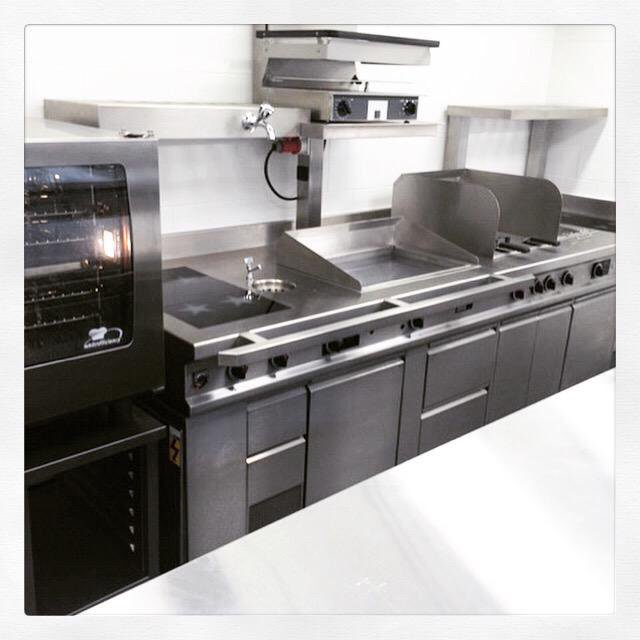 exclusiveranges's tweet image. This #menusystem station at the Ivy. That is all. 😍😍😍 (why yes, it is one of ours...)