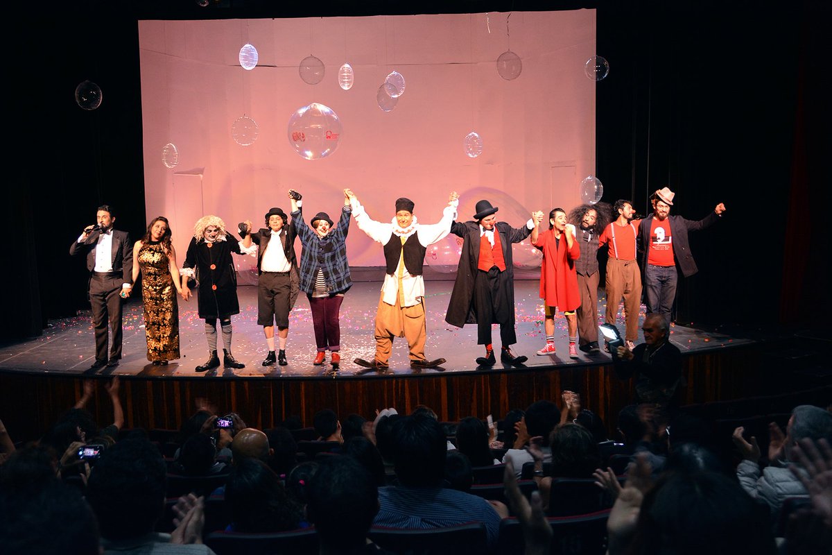 RisaFest_2015's tweet photo. ESTE JUEVES a las 7pm en Teatro Reforma IMSS, la GALA DE PAYASOS cerrando el @RisaFest_2015 ¡ENTRADA GRATUITA! https://t.co/XFNVkmiEJe