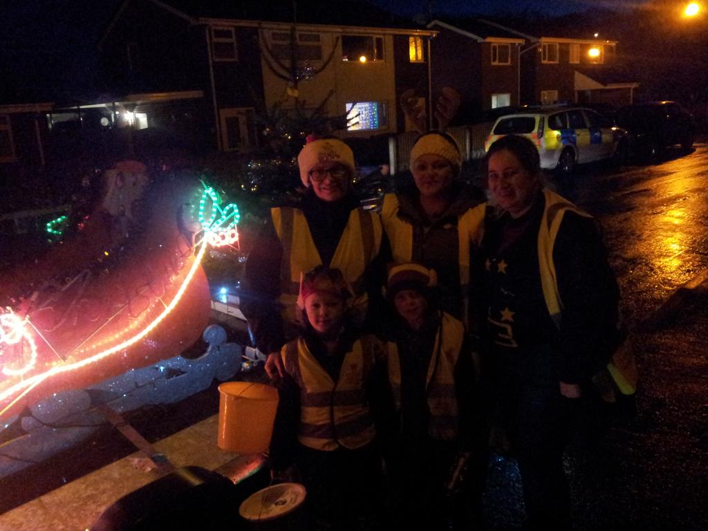 Great turnout for #Chirk santa sleigh this evening.