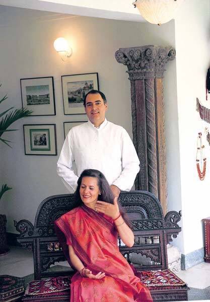 Very happy Birthday to Mrs Sonia Gandhi 