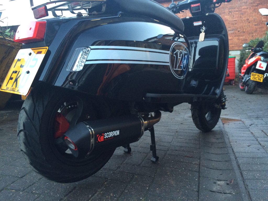 New black Scorpion for the Scomadi #ScorpionExhaust #Scomadi #MidlandScooter