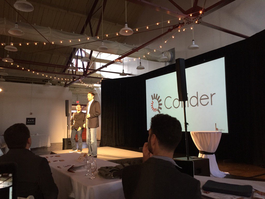 DeLisa100's tweet image. Team collider demos their project ! So proud #raldemoday2015 #redhatjobs