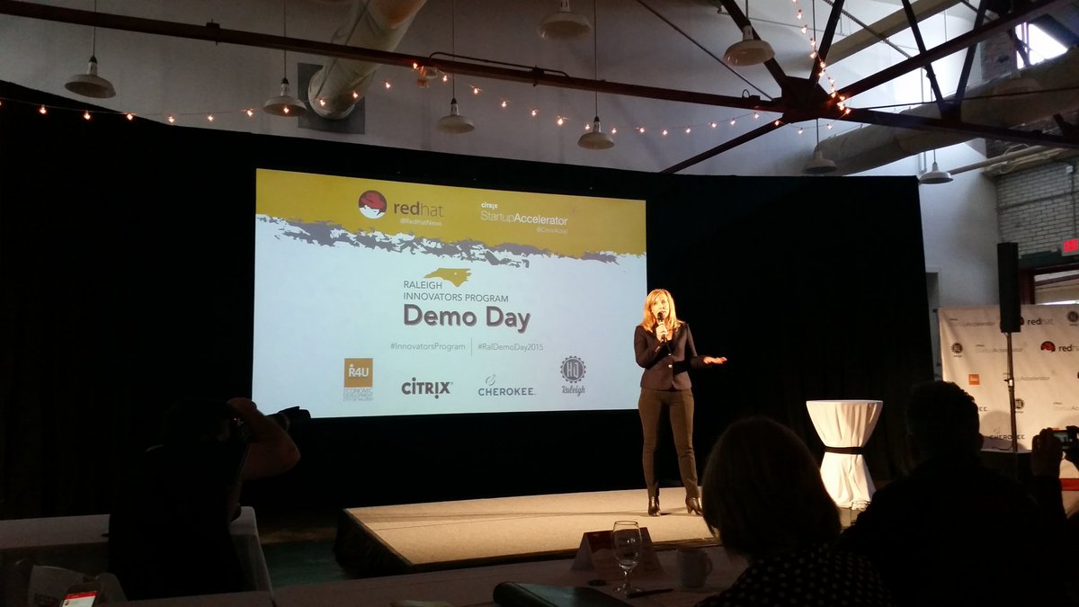 jhibbets's tweet image. Stories from #RedHat with @delisaatredhat #raldemoday2015 #InnovatorsProgram