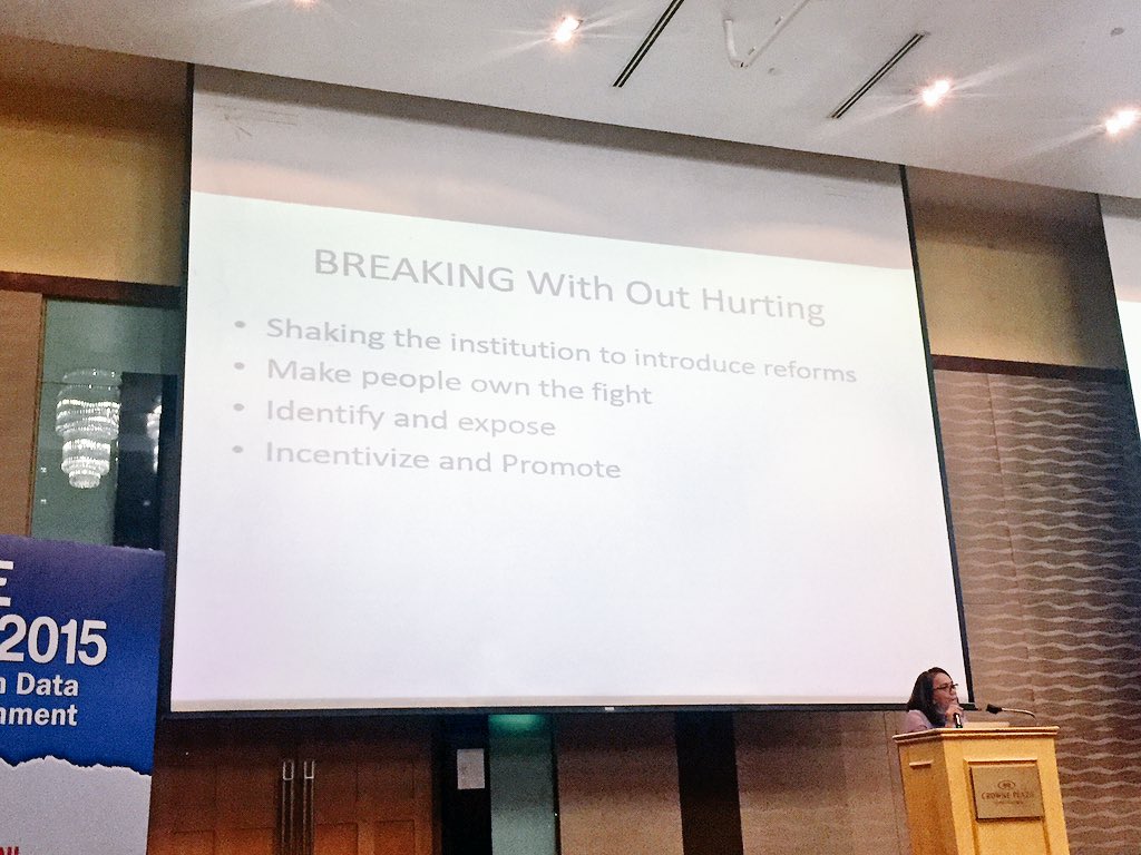 momblogger's tweet image. Breaking without hurting : make people own the fight; identify &amp;amp; expose etc.  #breakthechain #datasummitPH