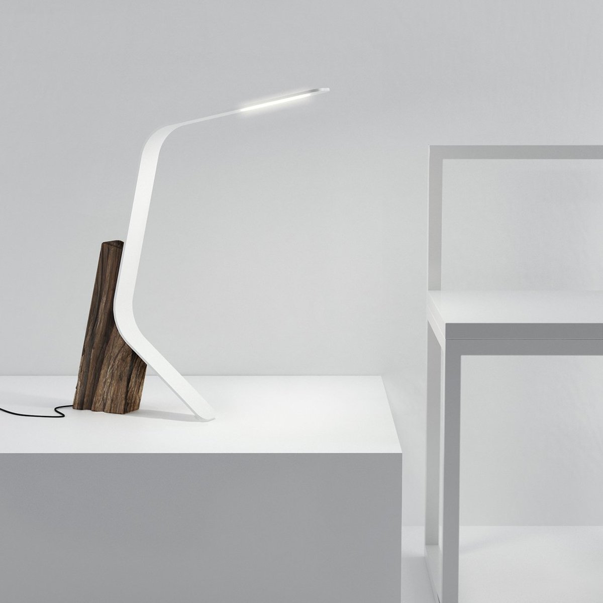 sliced3d's tweet photo. W&amp;M Lamp by Maxim Maximov "a story about a friendship between materials" https://t.co/2b4O2JJ7jO #IndustrialDesign https://t.co/HOkYGdiEJA