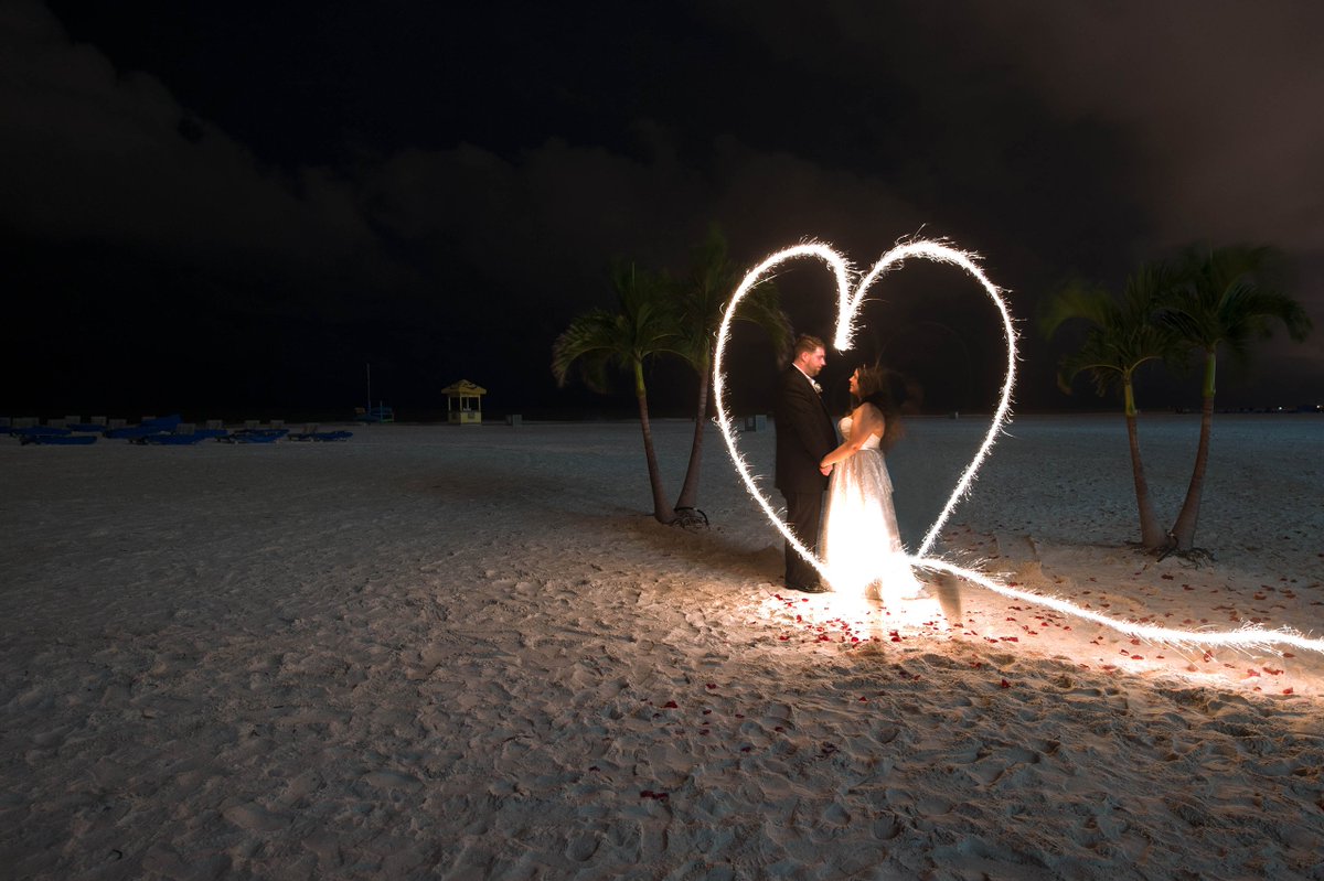 SOSNPHOTOGRAPHY's tweet photo. Love! https://t.co/8yVGbBwKE3