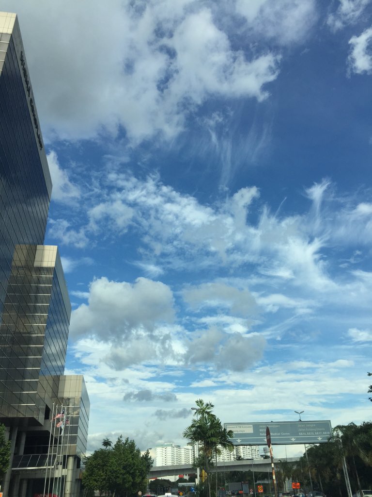 HsiaoYan's tweet photo. Beautiful weather ☀️☁️ https://t.co/90n1AuUUAe