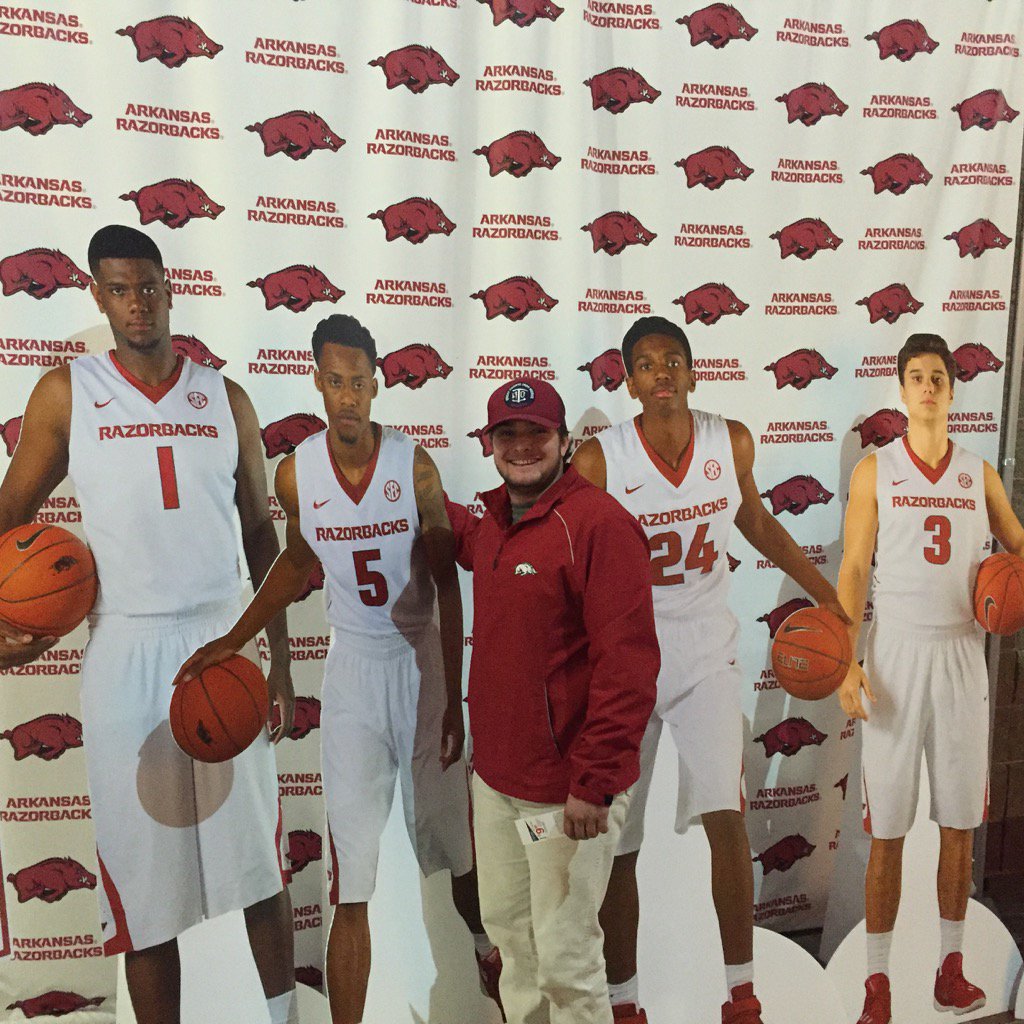 A_Davis13's tweet photo. @RazorbackMBB #Fastest40 #weallwegot @_AntHill https://t.co/Ez0EKayjuv