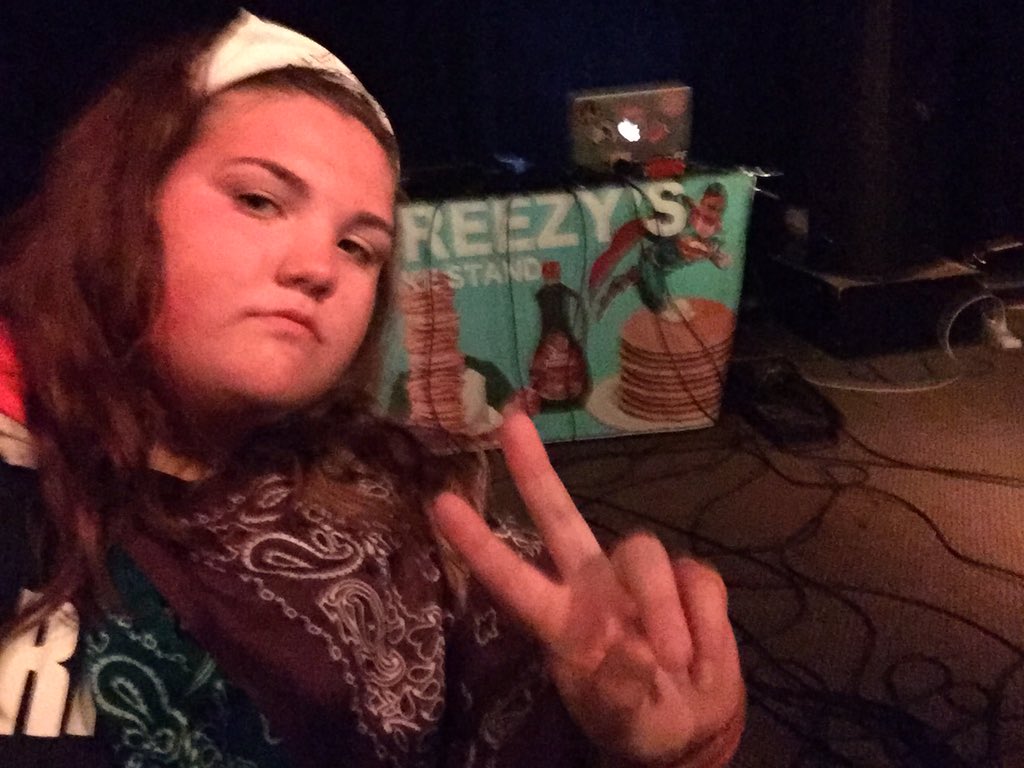 tigerlord227's tweet image. @sdk_selfies