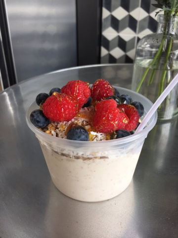 JuiceForPrez's tweet photo. Berries: a timeless beauty. https://t.co/lyq3hOCXpu