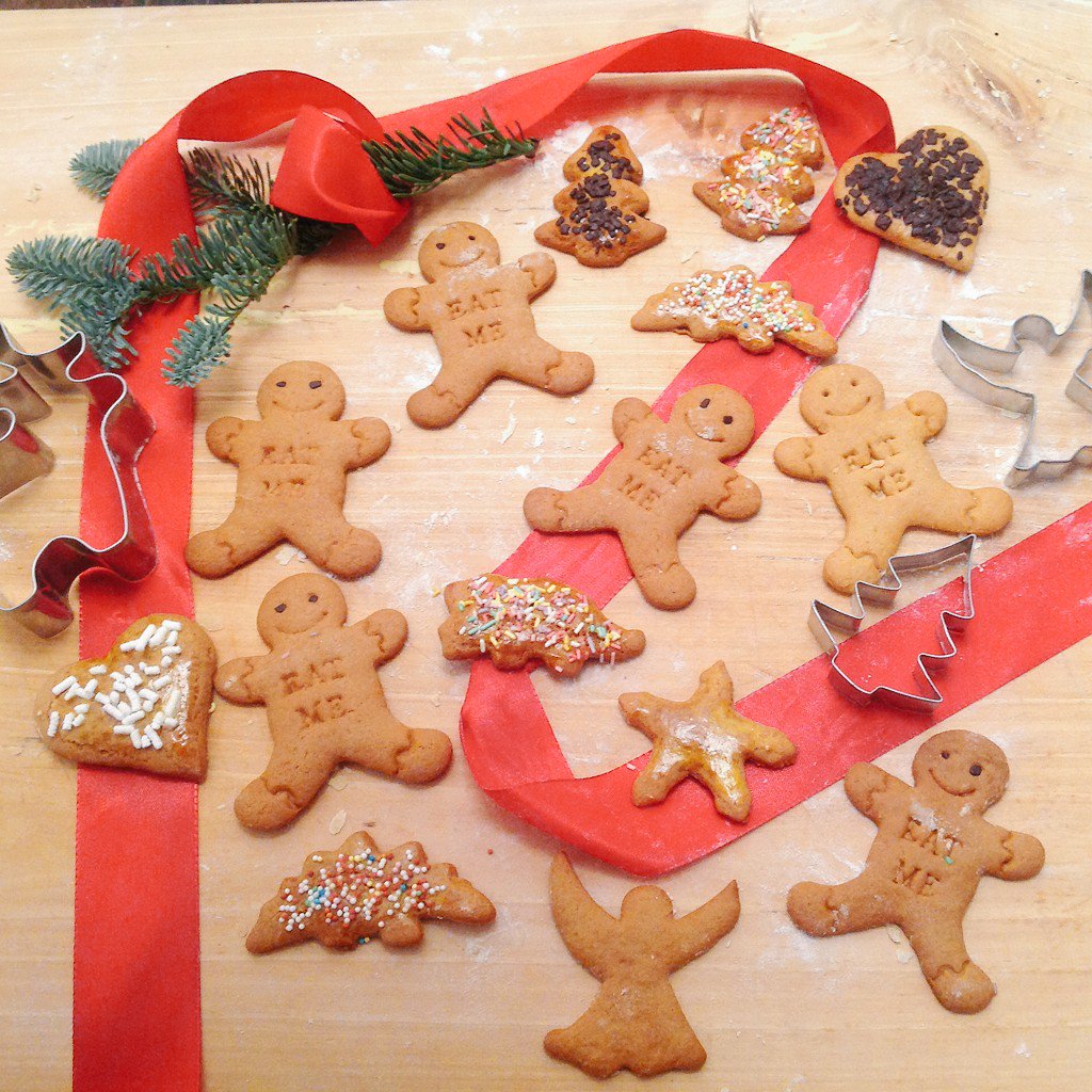 Silvia_Parma's tweet photo. Il relax di ore passate a fare biscotti e la meraviglia del profumo di dolce per casa! #biscottando #cookingpassion https://t.co/XChcks8TPv