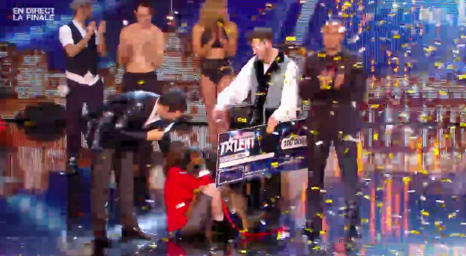 LFAUIT's tweet image. Vous avez voté pour #JulietteEtCharlie : RT pour féliciter les gagnants de #LFAUIT 2015 !