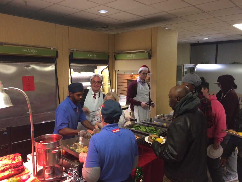 NeumannSGA's tweet image. Thanks so much to our staff and administration for serving Christmas dinner to the students tonight!