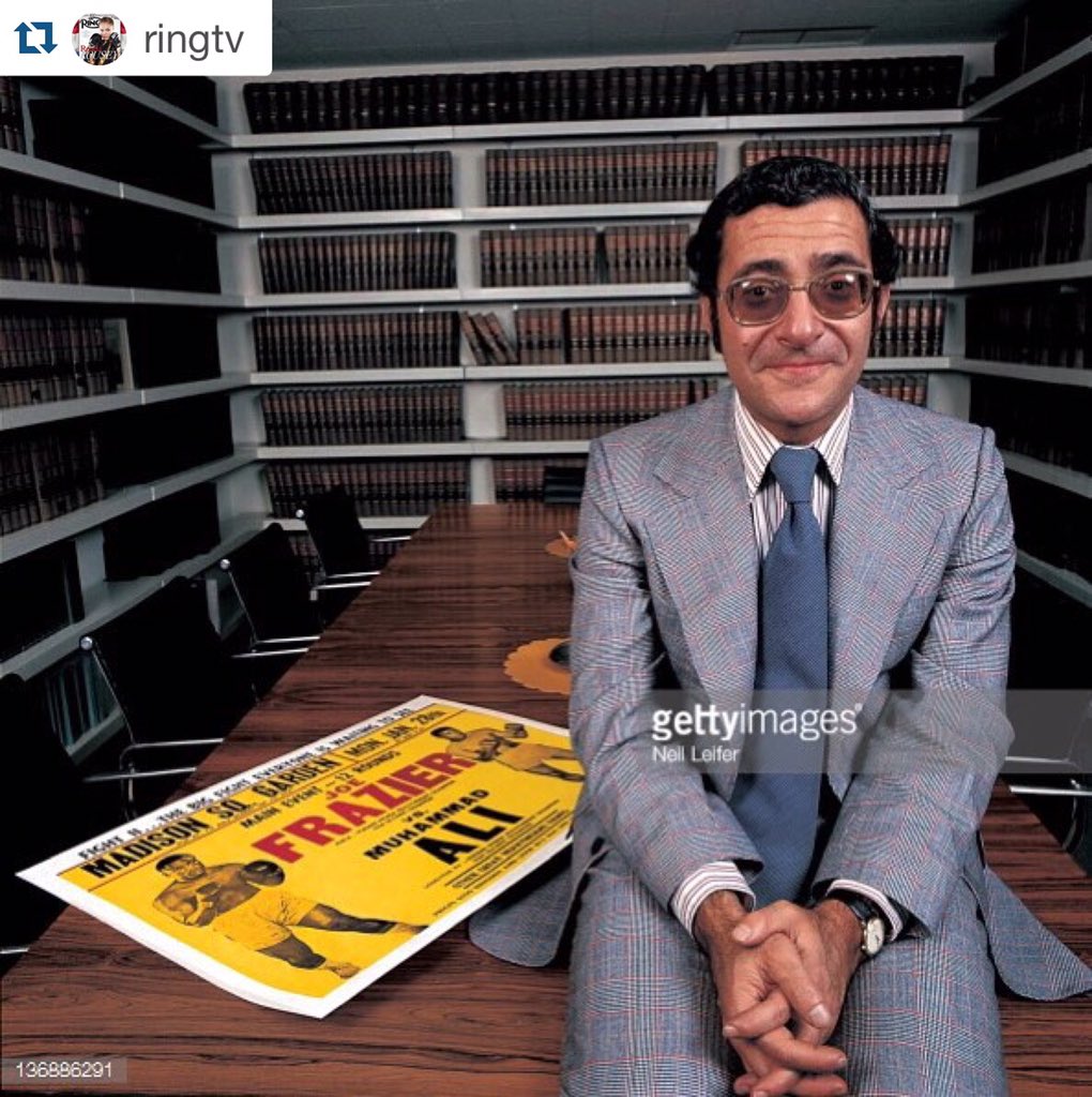  Happy 84th birthday to legendary Boxing promoter Bob Arum.

Photo: Neil Leifer 