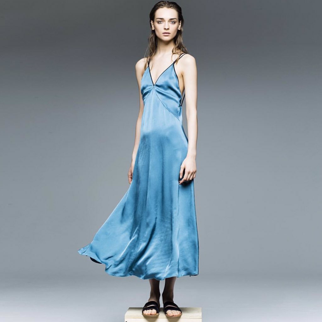 kisanstore's tweet photo. Beautiful, trendy, #slipdress by #GiadaForte #Kisan in #Soho #nyc https://t.co/1qHrku2JBs