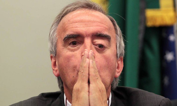 OGloboPolitica's tweet photo. Cerveró fala sobre participação de Dilma na compra de Pasadena. https://t.co/AJkE63ERr8 https://t.co/YBBf7ezhOv