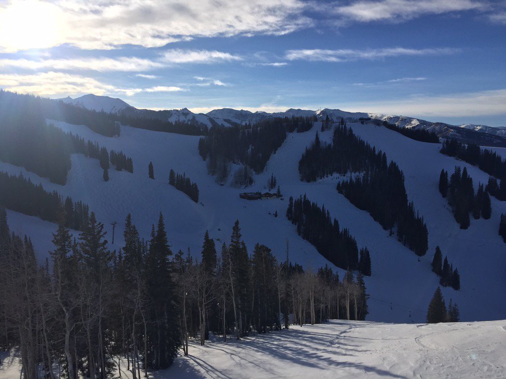 3:00 pm and we have the mountain to ourselves!  #aspen