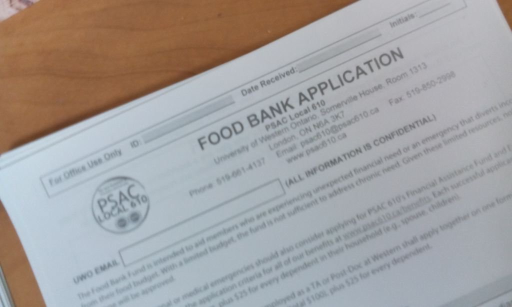 PaulStPierre6's tweet photo. @westernu, please make food banks unnecessary for @UWO_TAs! #uwopoverty #fairdealforTAs https://t.co/tsoCCmFU2e