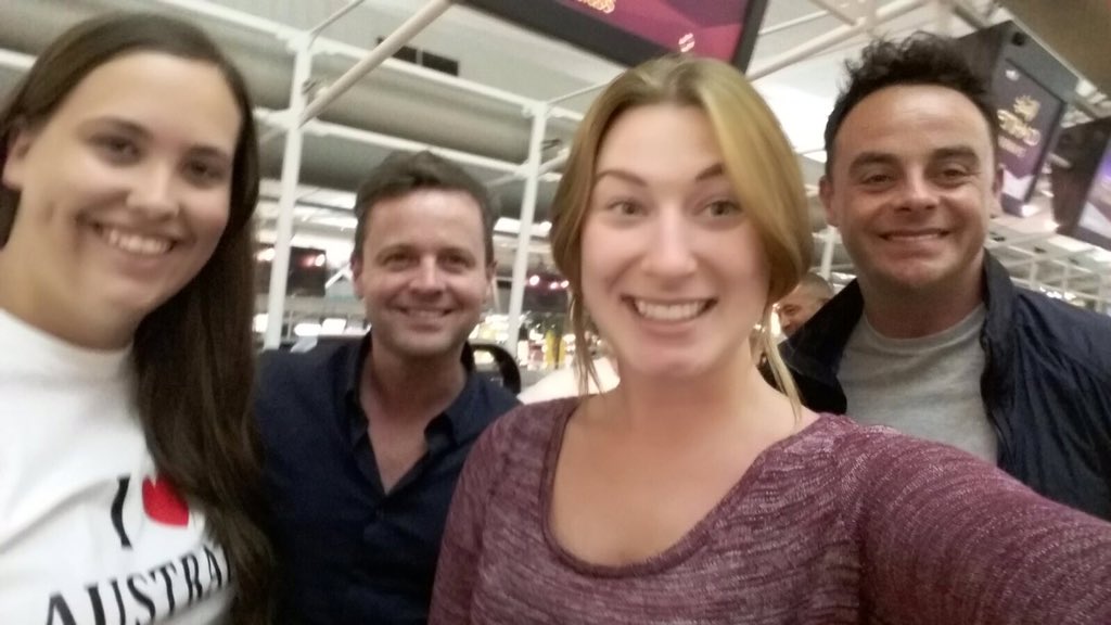 LucysWorldTravl's tweet photo. To top off the trip we bumped into Ant and Dec who are on our flight! https://t.co/AUtWt2D2Ih