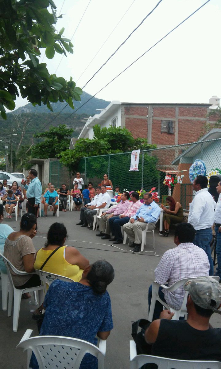 aramizuns19's tweet photo. #ColimaContigo16_22
#Programassociales
El naranjo https://t.co/1eqvvksRHm