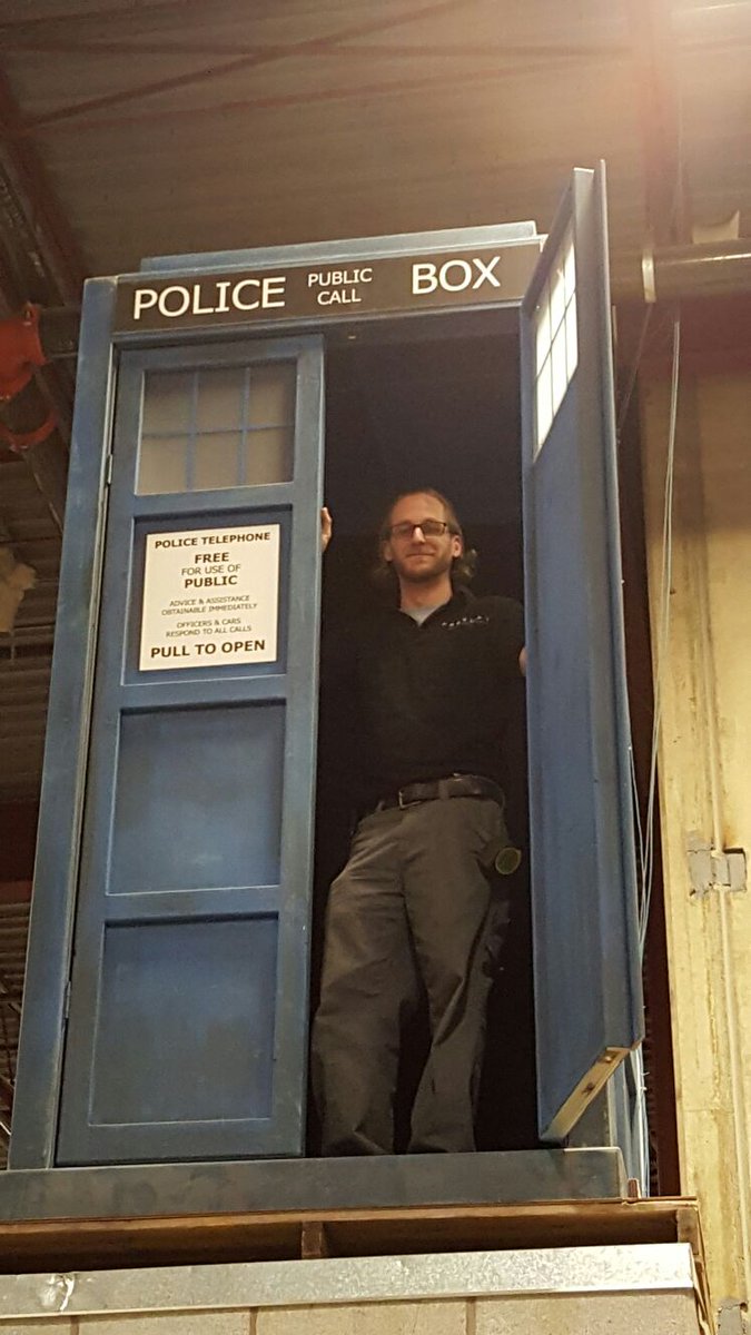 LXdanCA's tweet photo. Well this isn't where I meant to park my Tardis #10'drop #Freemanavcanada #setshop @freemanavcanada @FreemanCo https://t.co/0bTvatw5Tn